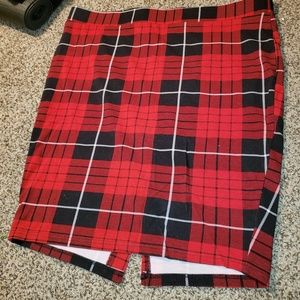 Plaid pencil skirt